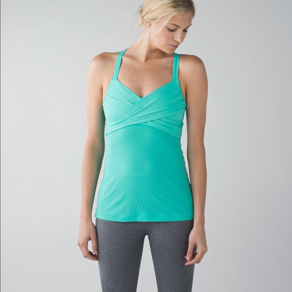 Lulu lemon tank